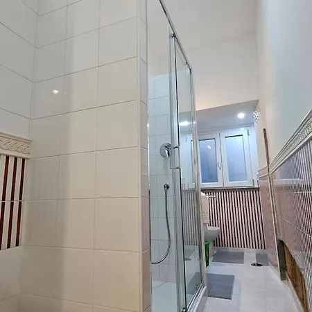 Cozy Modern With Terrace - Pantheon Rom
