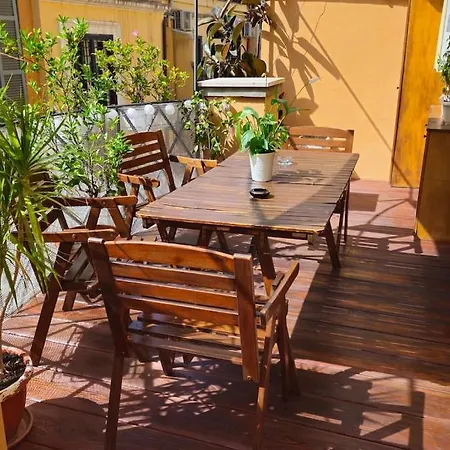 Cozy Modern With Terrace - Pantheon